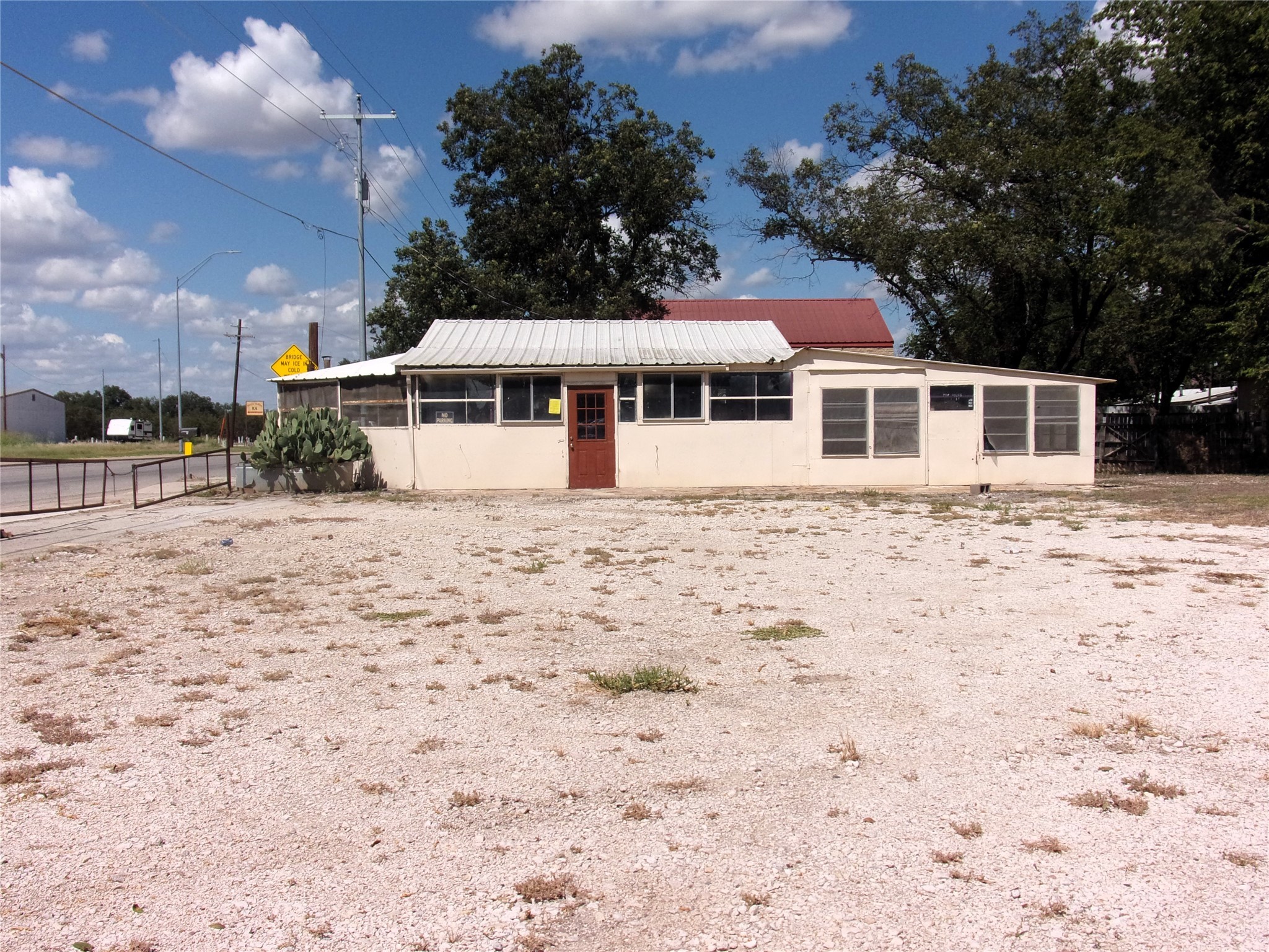 806 North High San Saba TX 76877