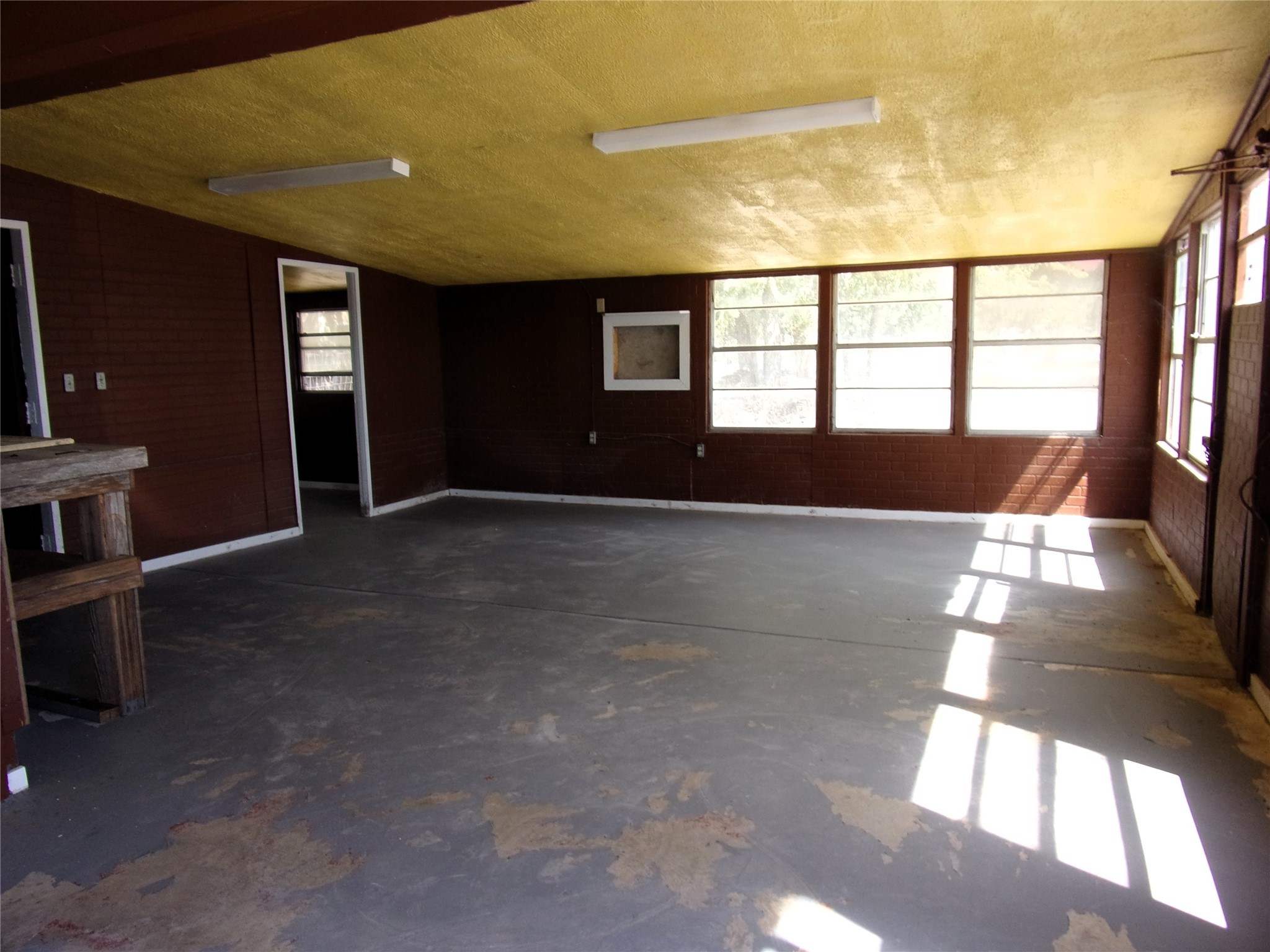 806 North High San Saba TX 76877