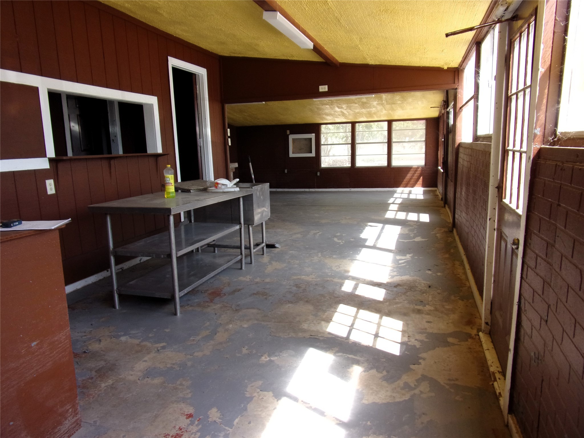 806 North High San Saba TX 76877