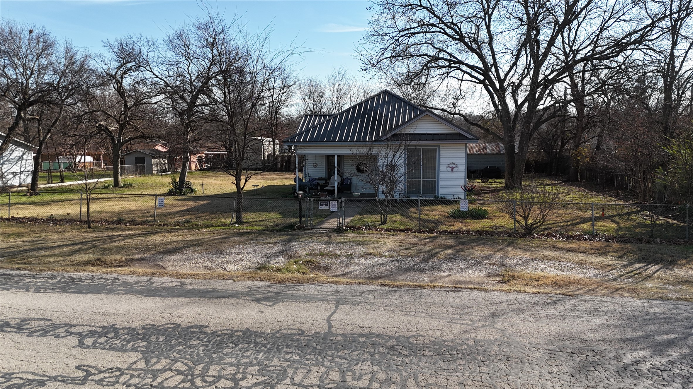 213 W Eldred Street Burleson TX 76028