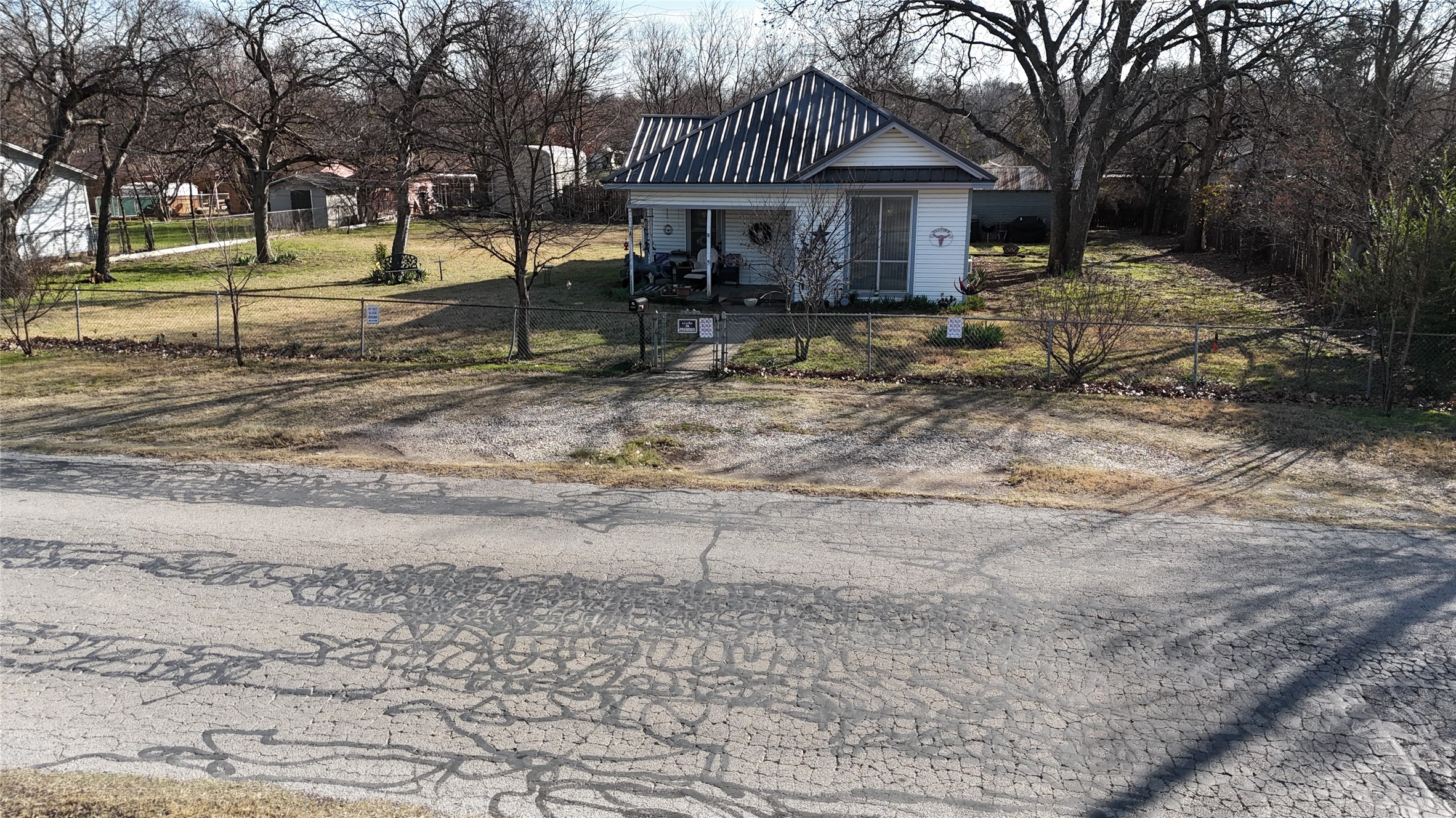 213 W Eldred Street Burleson TX 76028