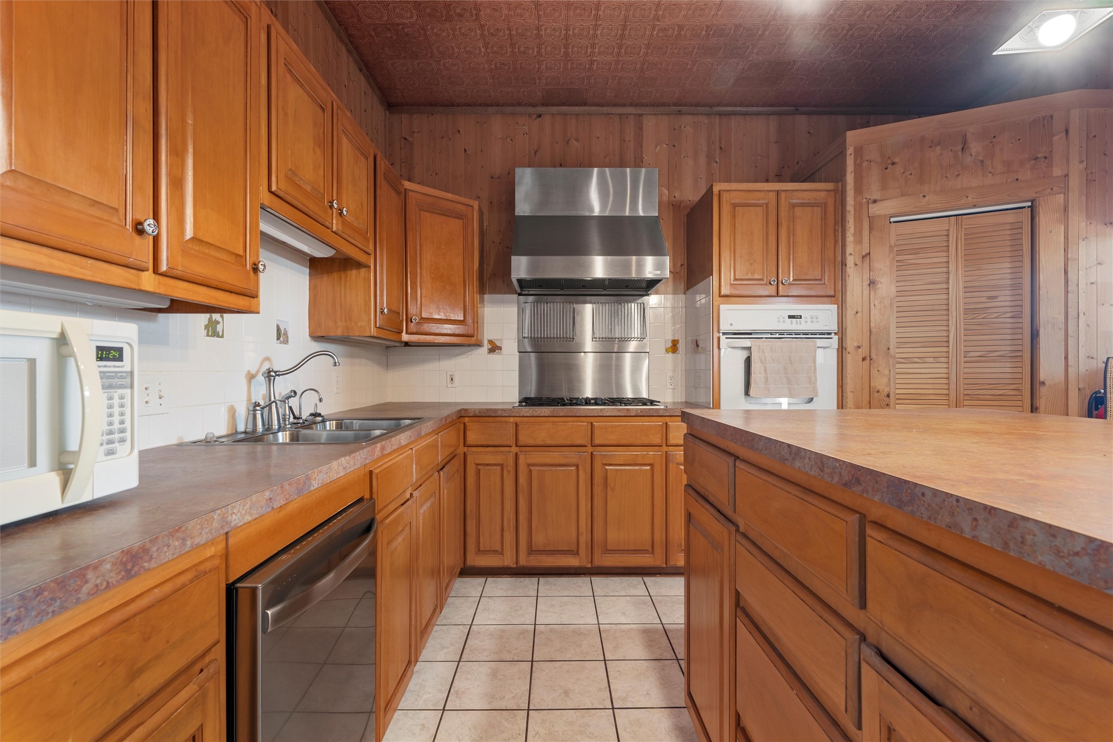 303 Westlake Drive Woodway TX 76712