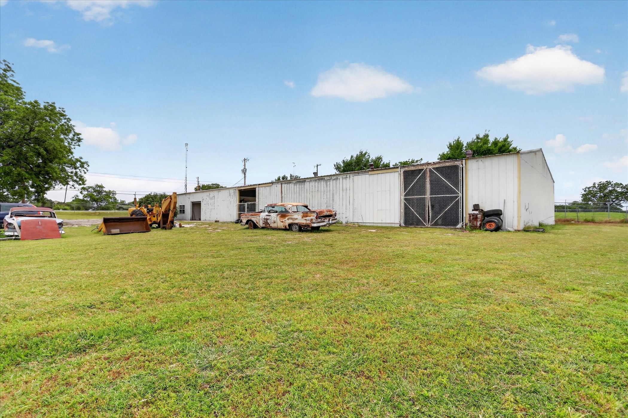 1092 W Highway 199 Springtown TX 76082