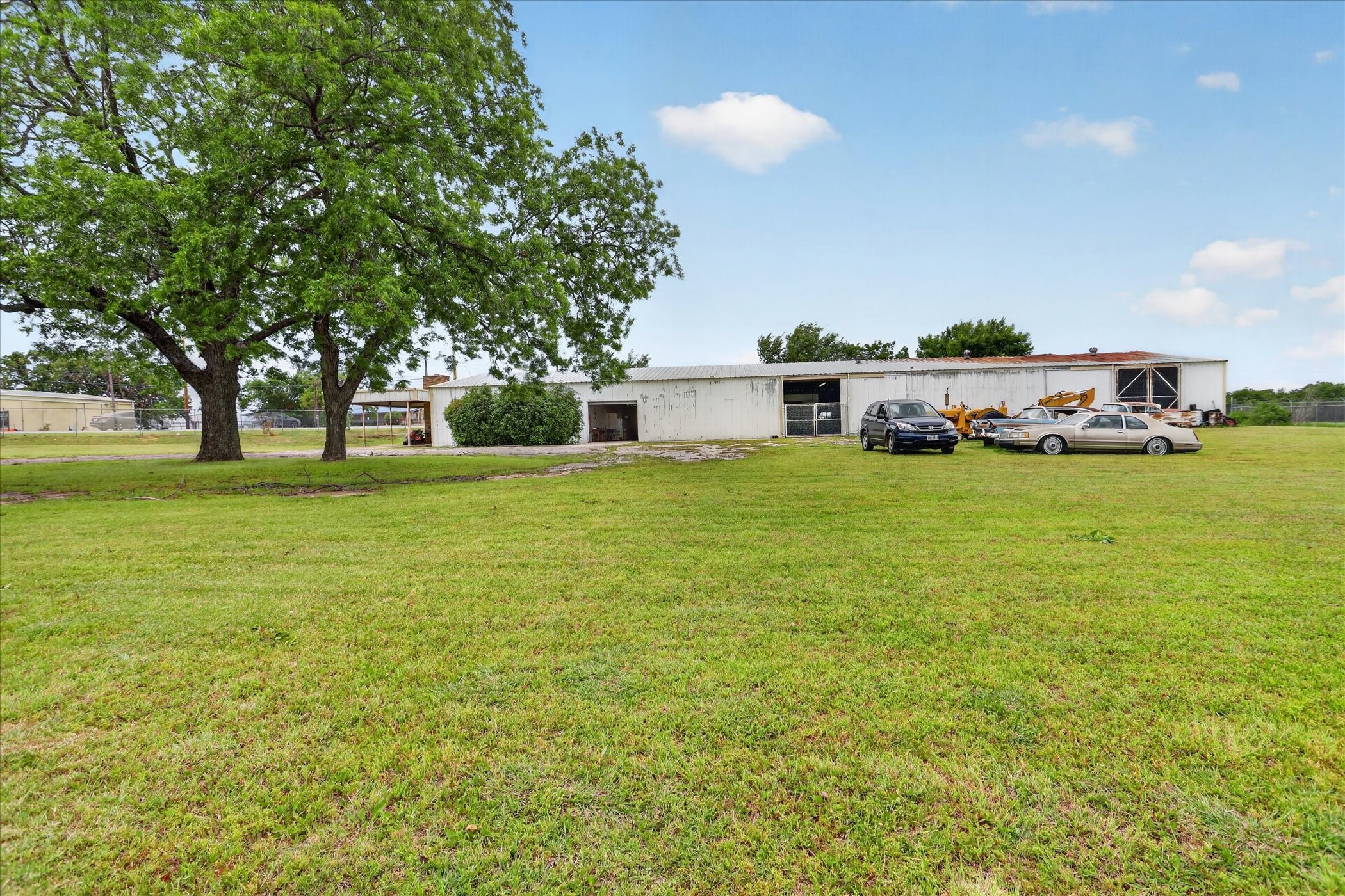 1092 W Highway 199 Springtown TX 76082
