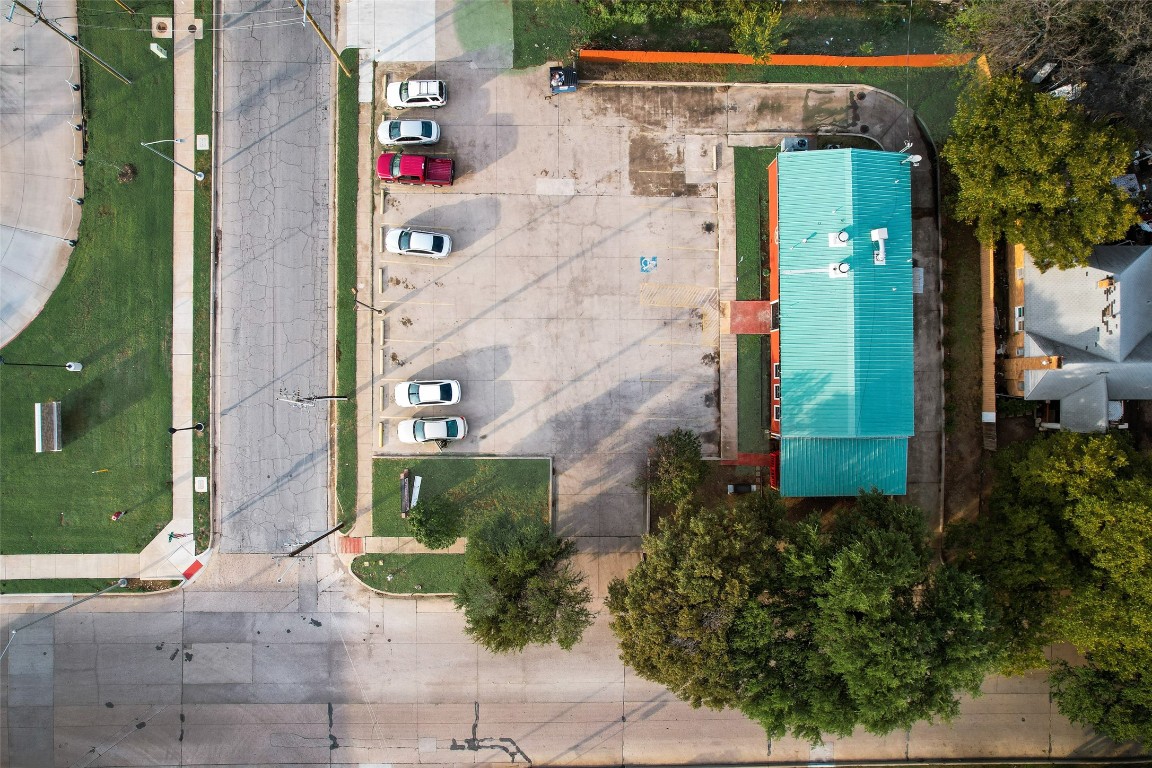 328 W Bolt Street Fort Worth TX 76110