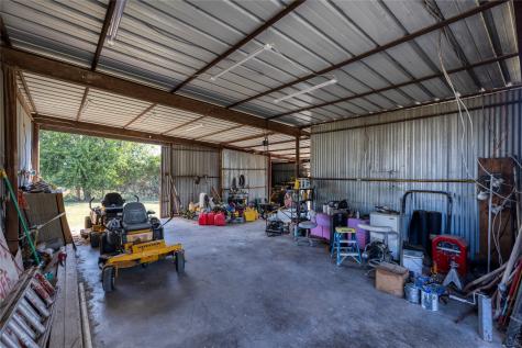 6445 W Highway 199 Springtown TX 76082
