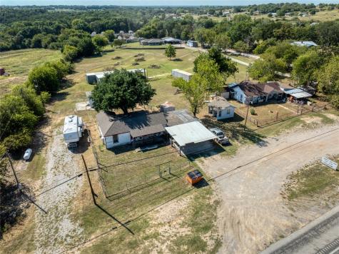 6445 W Highway 199 Springtown TX 76082