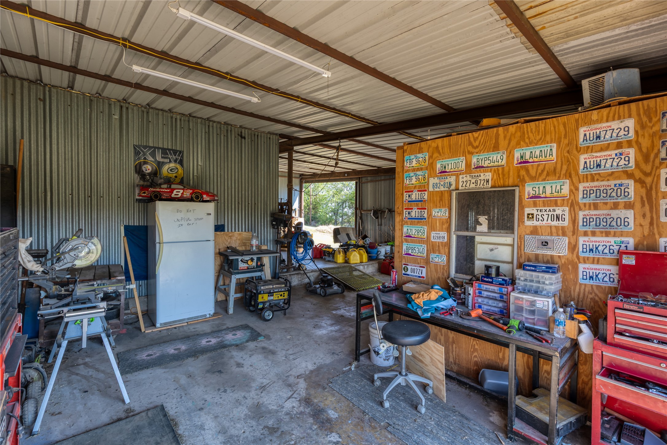 6445 W Highway 199 Springtown TX 76082