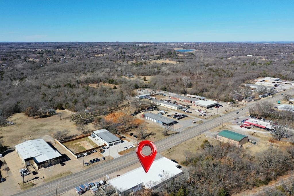 3000 & 3006 S Woodlawn Boulevard Denison TX 75020
