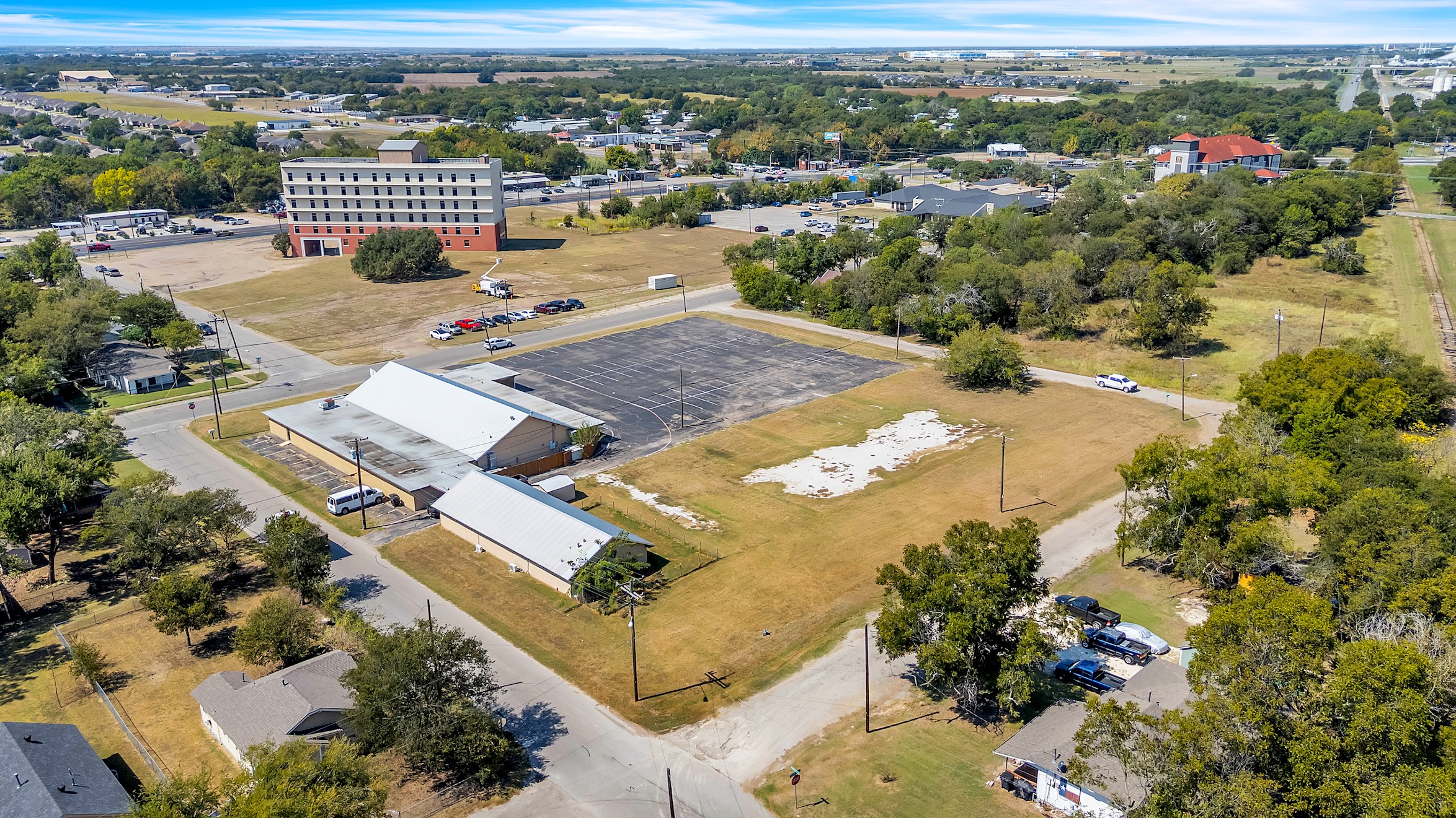 1404 N Anglin Street Cleburne TX 76031