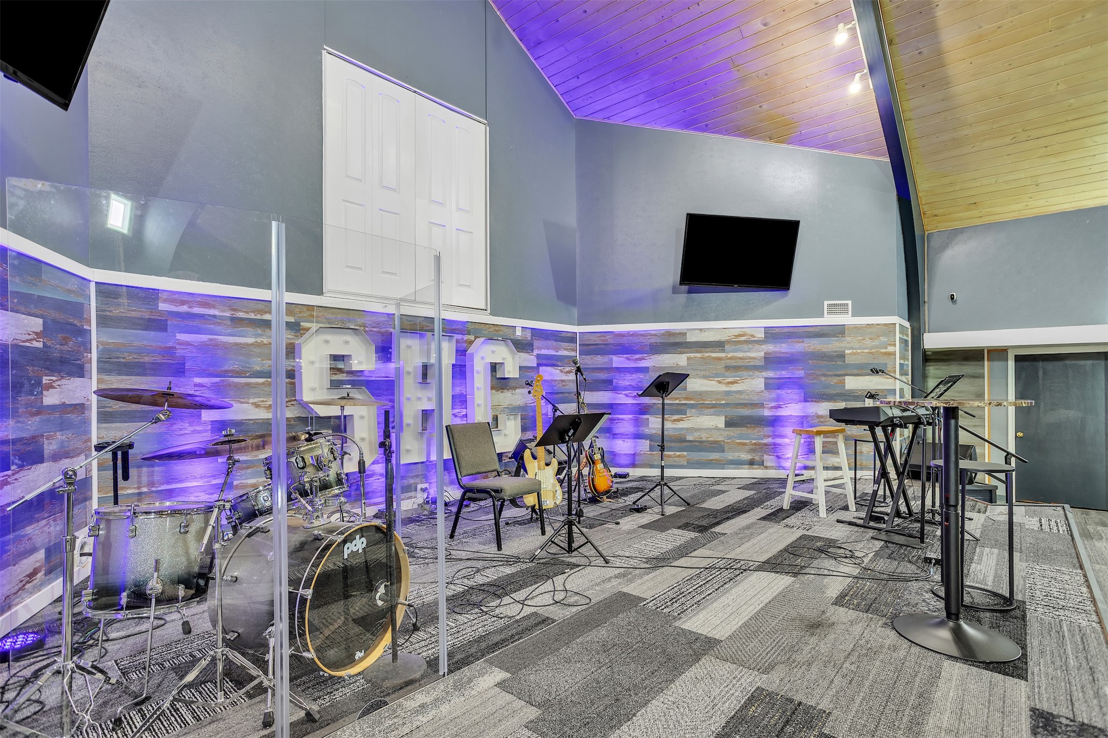 1404 N Anglin Street Cleburne TX 76031