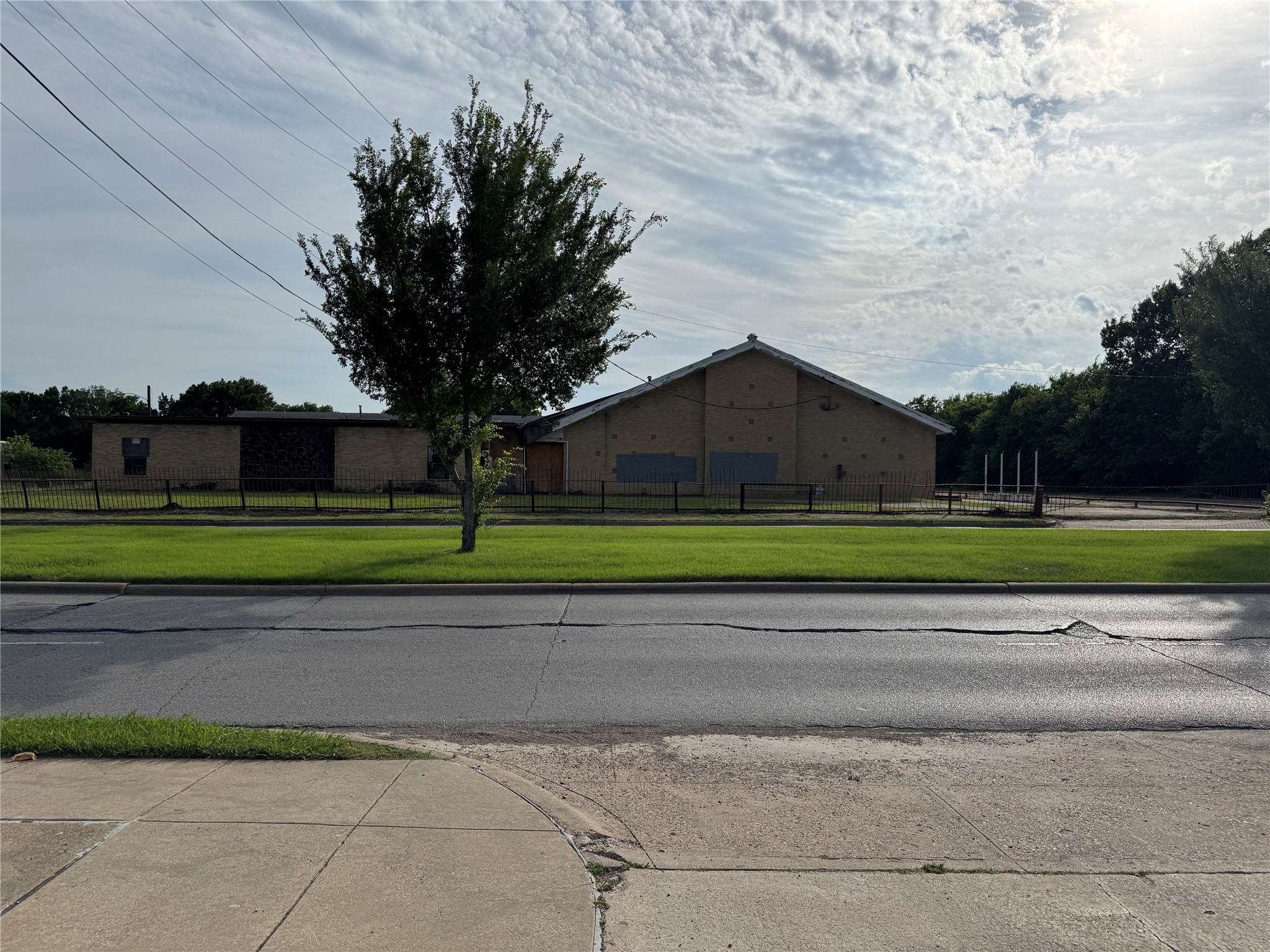 4759 Sunnyvale Street Dallas TX 75216