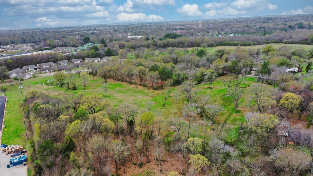 504 Wood Street Athens TX 75751