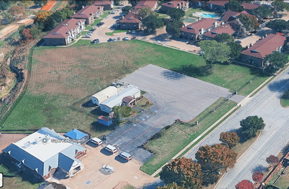 Fort Worth TX, 7387 S Hulen Street