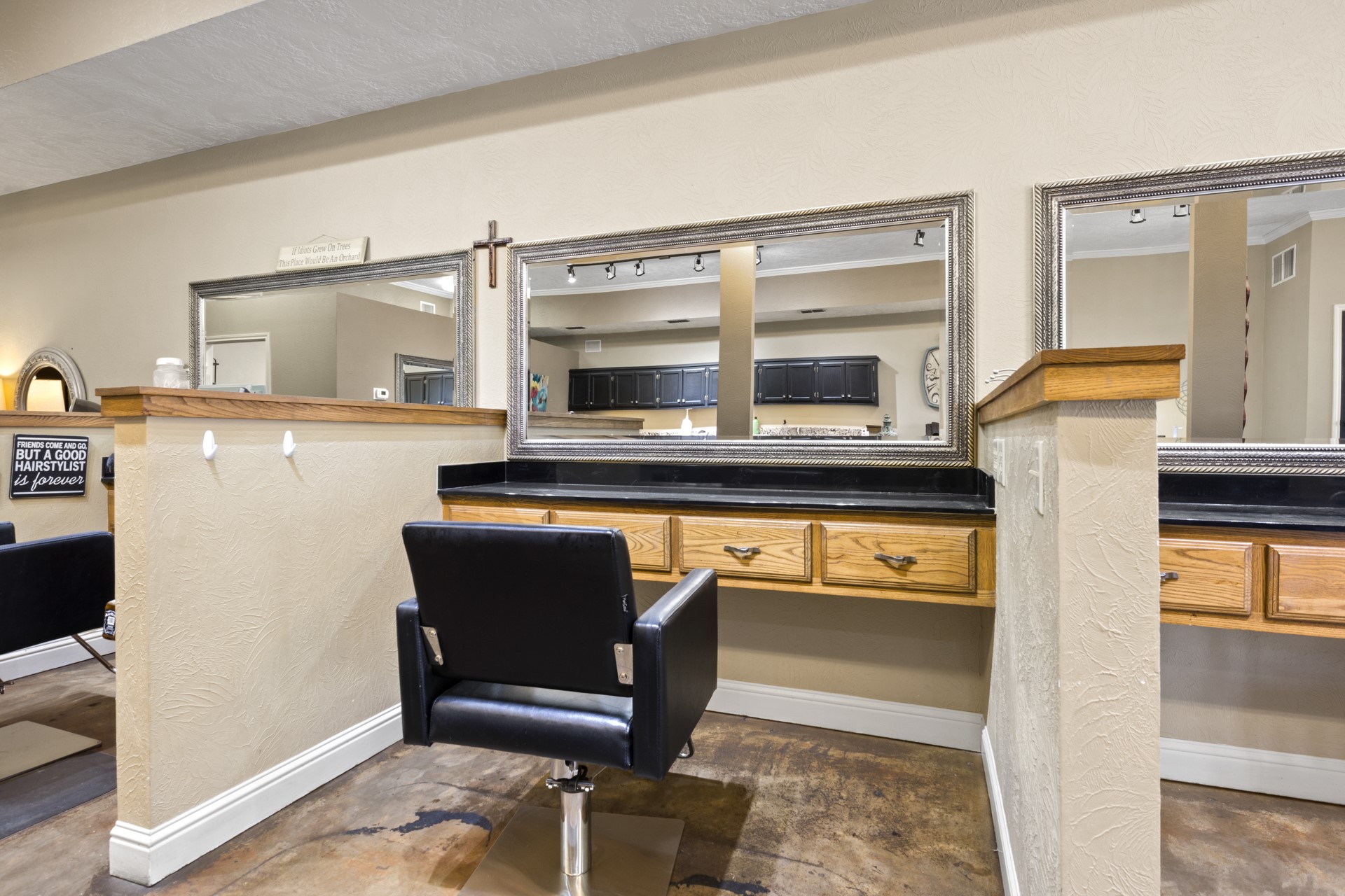 112 N Lamar Street Daingerfield TX 75638