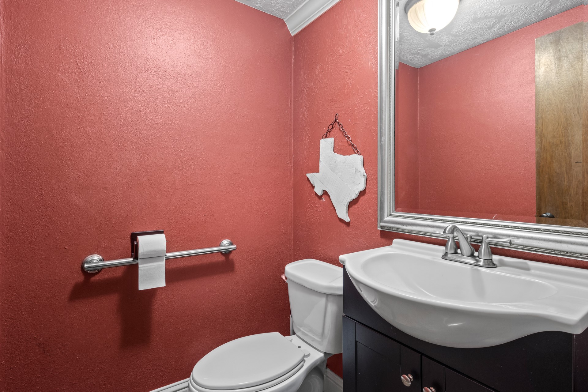 112 N Lamar Street Daingerfield TX 75638