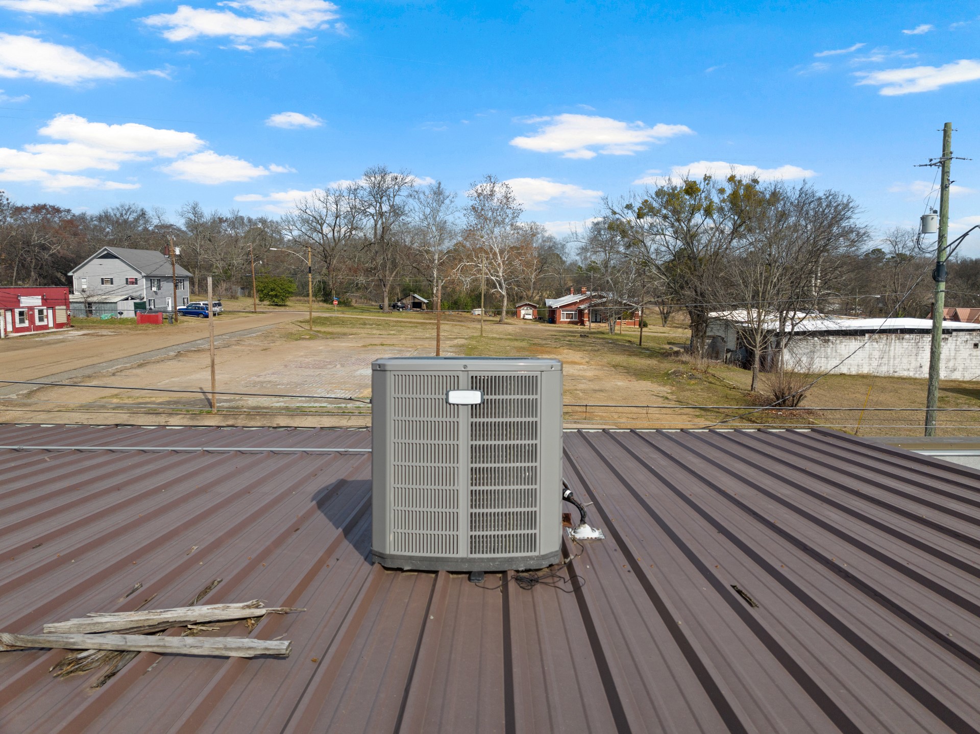112 N Lamar Street Daingerfield TX 75638