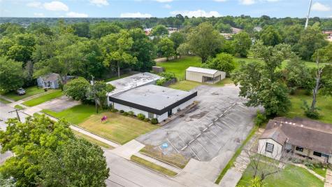 1850 Pine Bluff Street Paris TX 75460