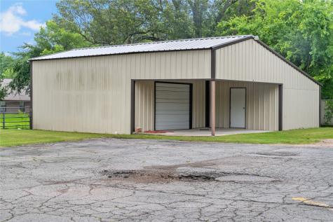 1850 Pine Bluff Street Paris TX 75460