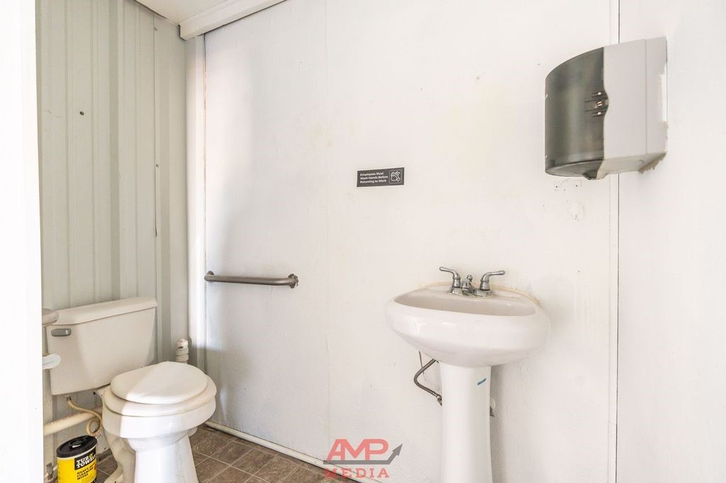 1017 N 2nd Merkel TX 79536
