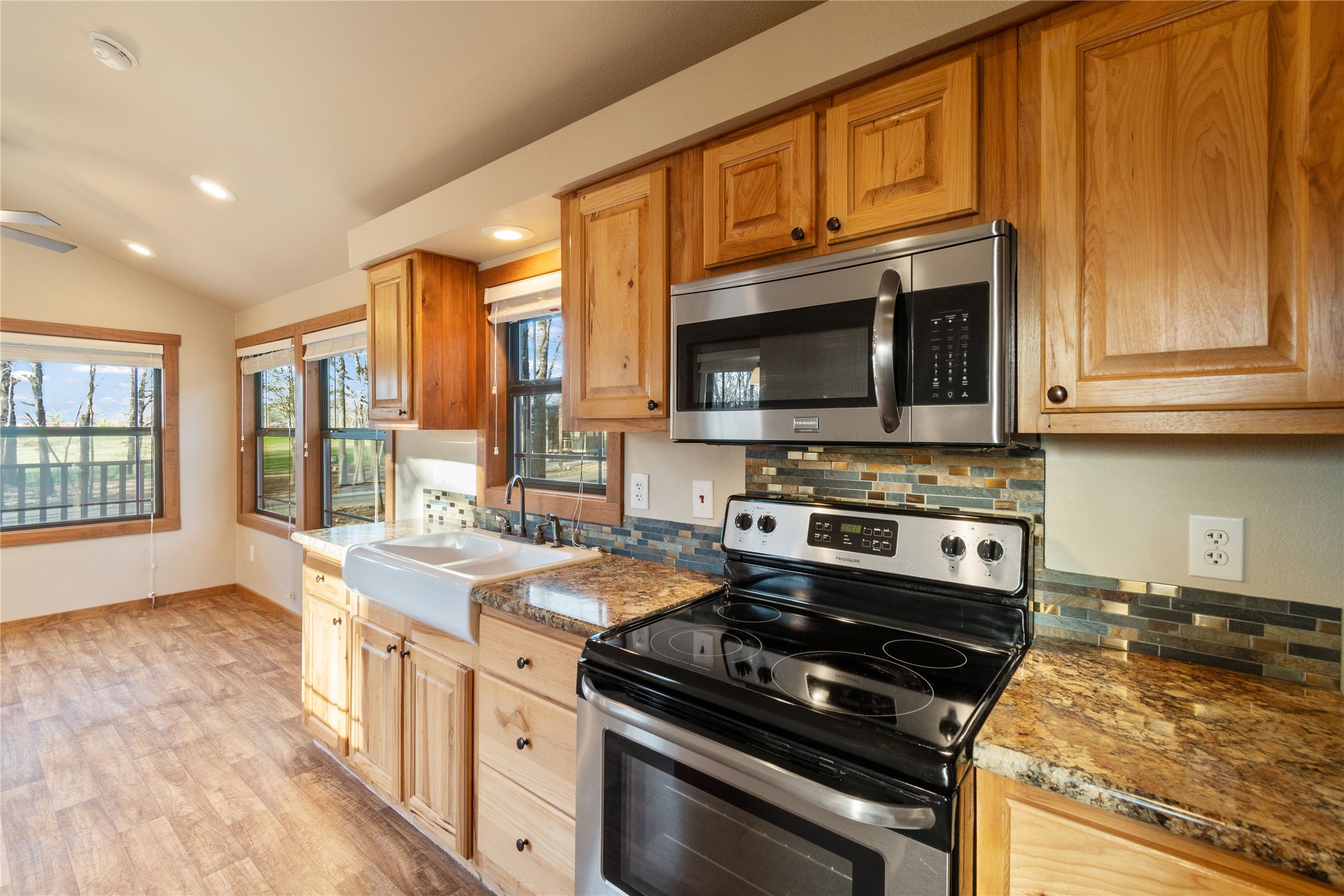 6801 Fm 1616 Athens TX 75752