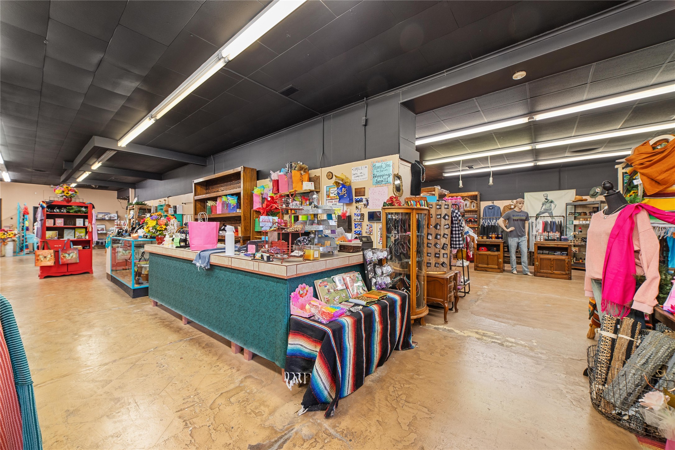 217 S Commercial Avenue Coleman TX 76834