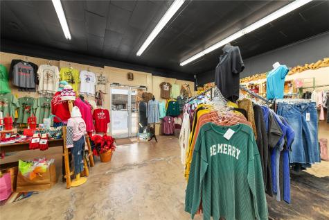 217 S Commercial Avenue Coleman TX 76834