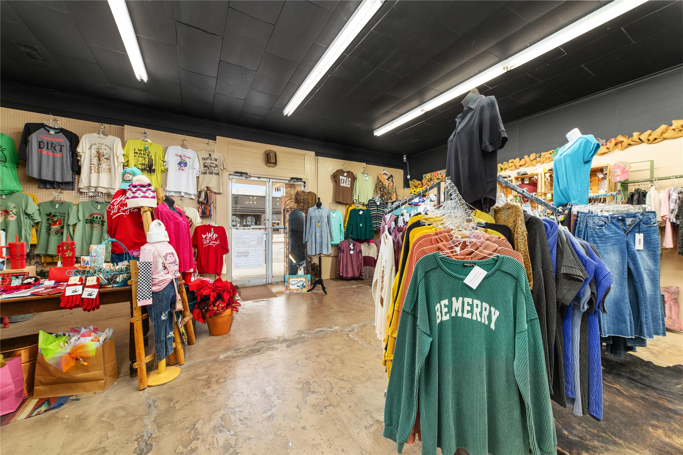 217 S Commercial Avenue Coleman TX 76834