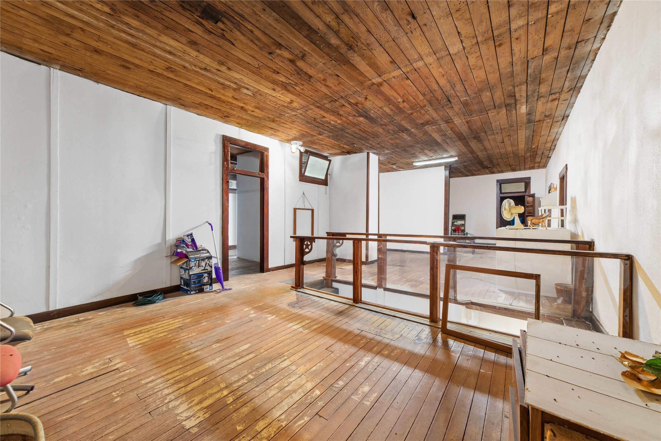217 S Commercial Avenue Coleman TX 76834