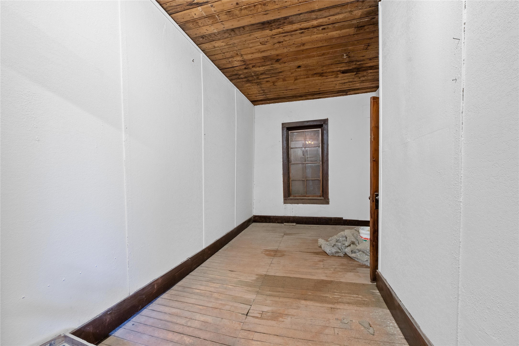 217 S Commercial Avenue Coleman TX 76834
