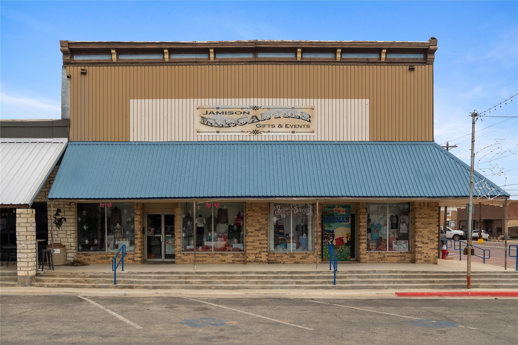 217 S Commercial Avenue Coleman TX 76834
