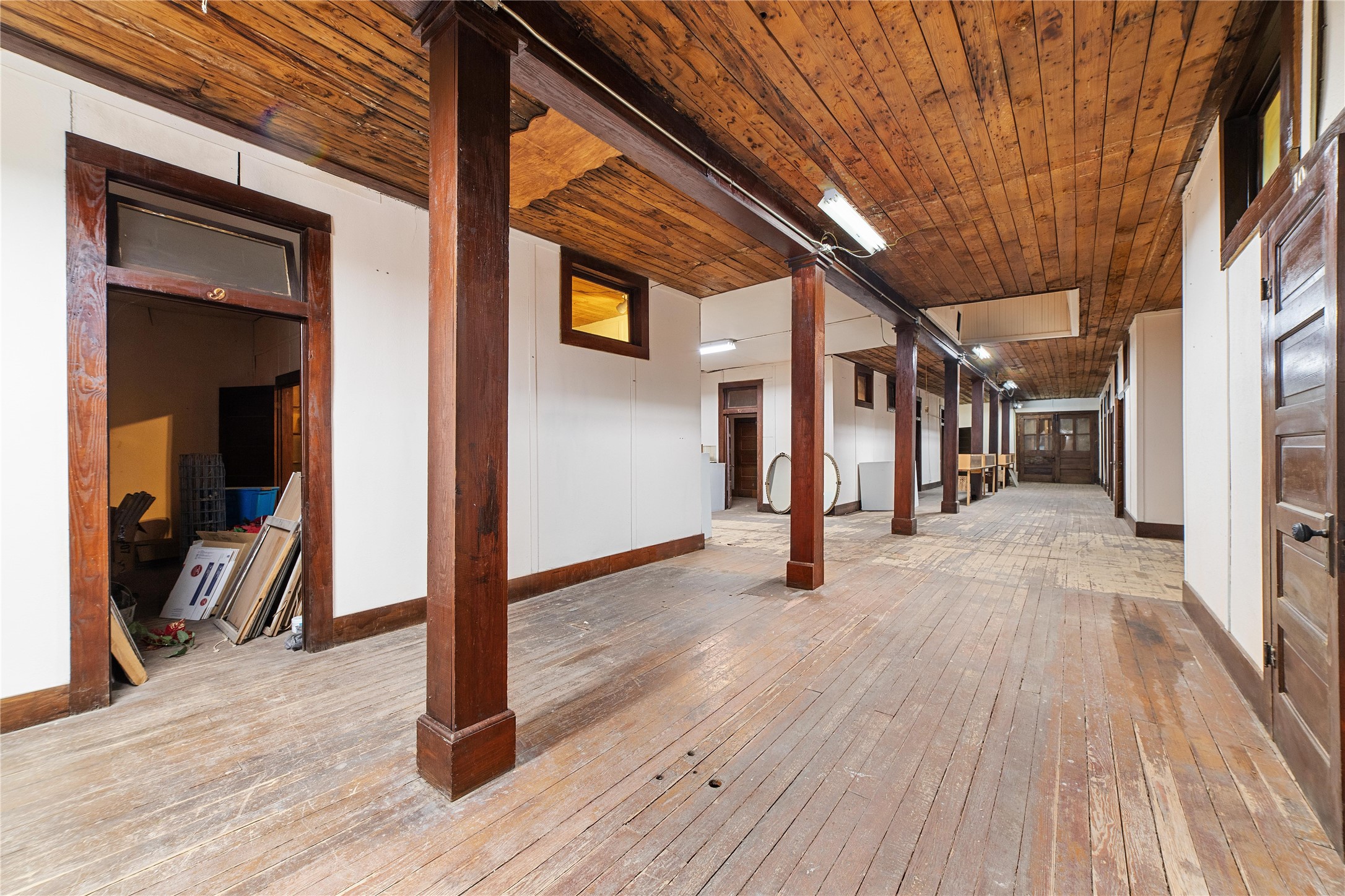 217 S Commercial Avenue Coleman TX 76834