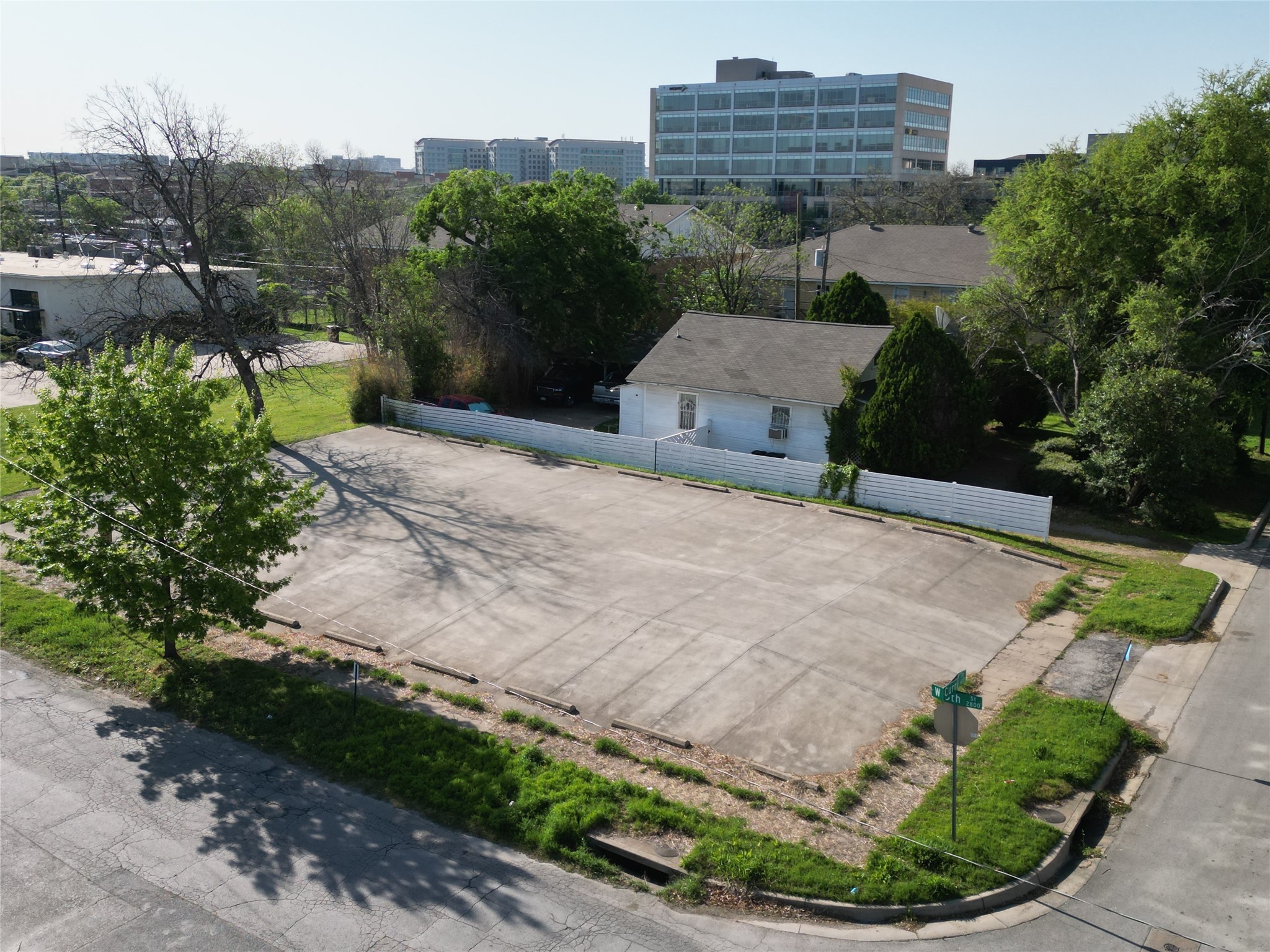 601 Currie Street Fort Worth TX 76107