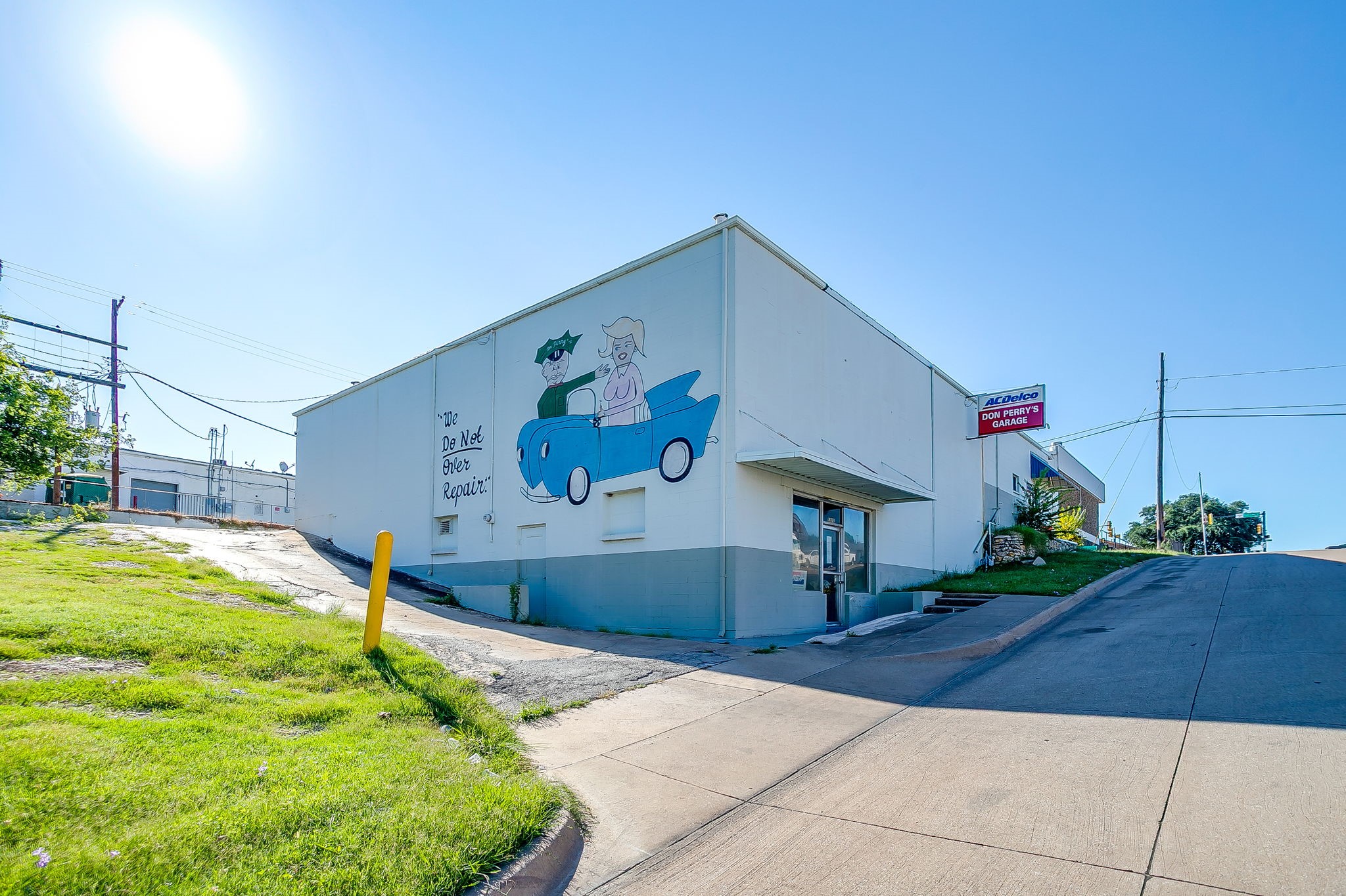 Fort Worth TX, 5323 Woodway Drive