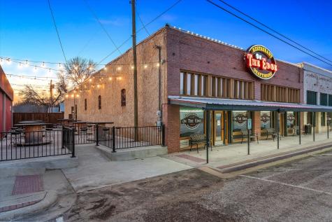 109 N Houston Street Edgewood TX 75117