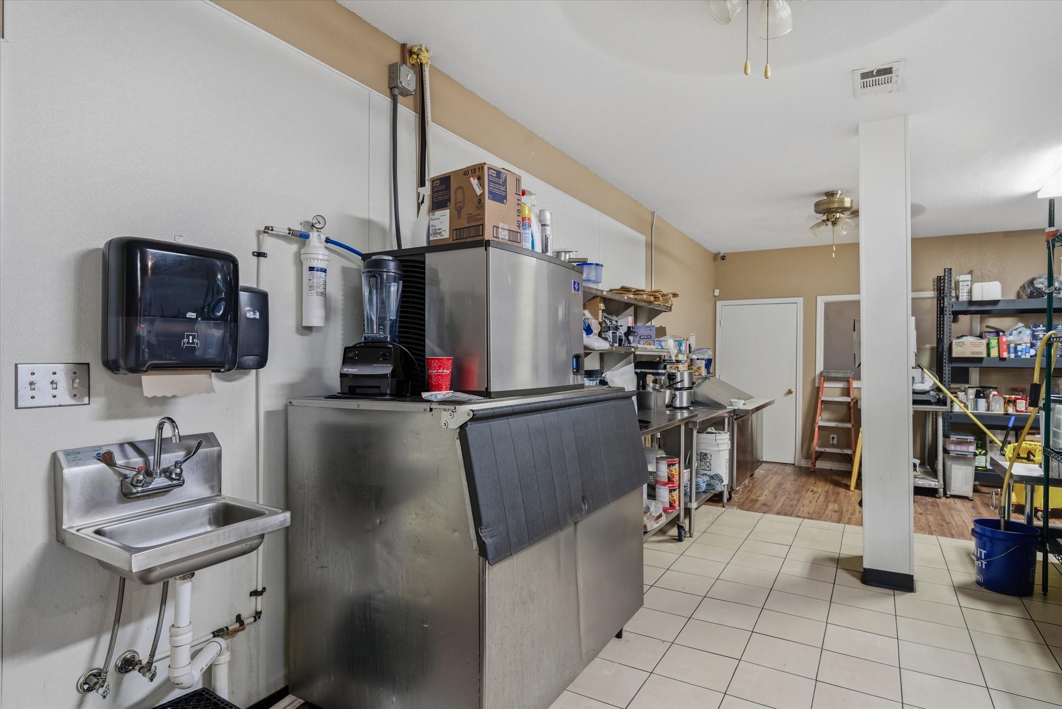 109 N Houston Street Edgewood TX 75117