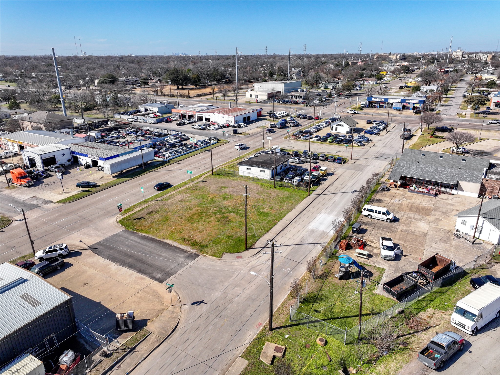 200 E Avenue A Garland TX 75040