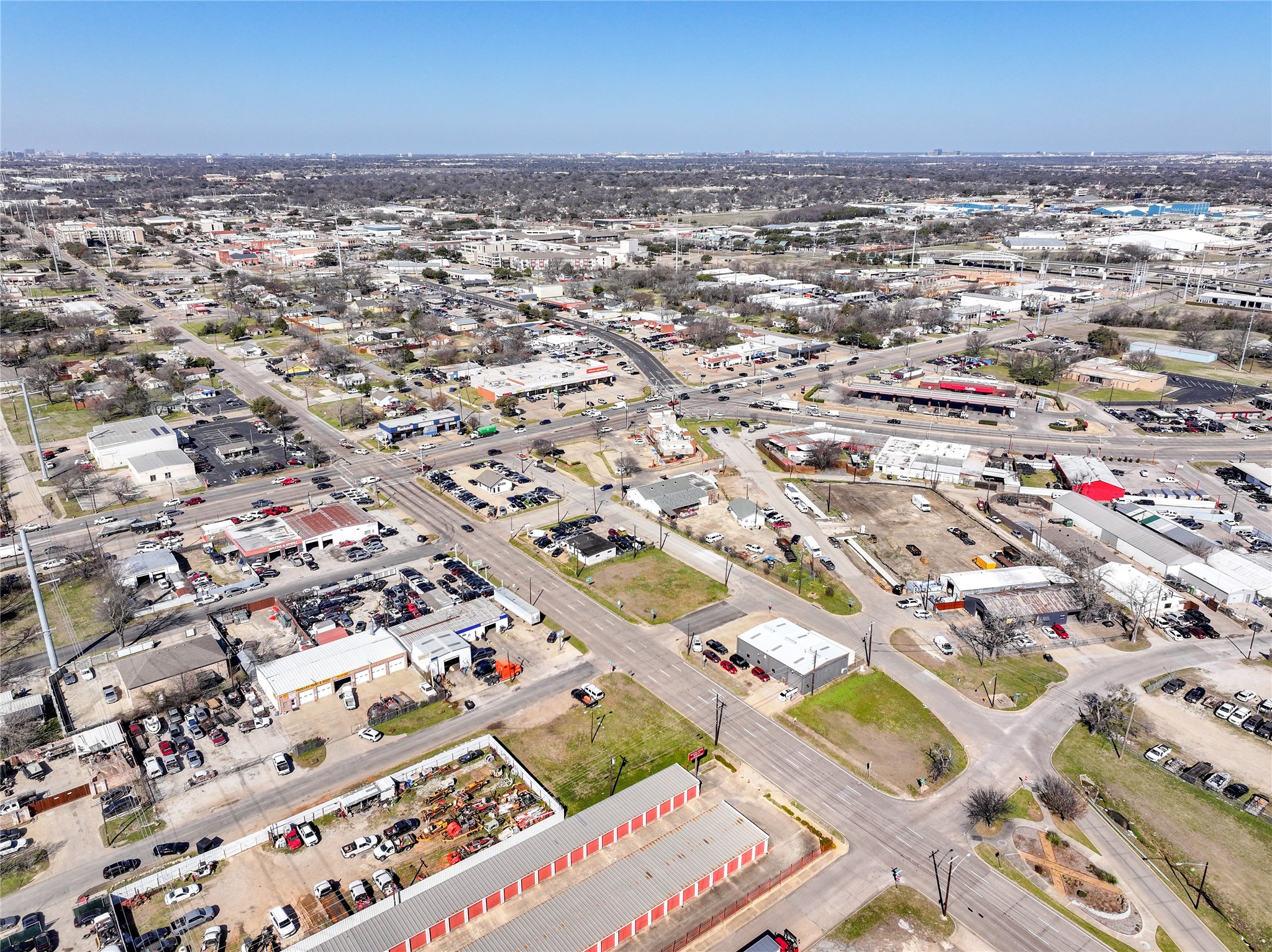 200 E Avenue A Garland TX 75040
