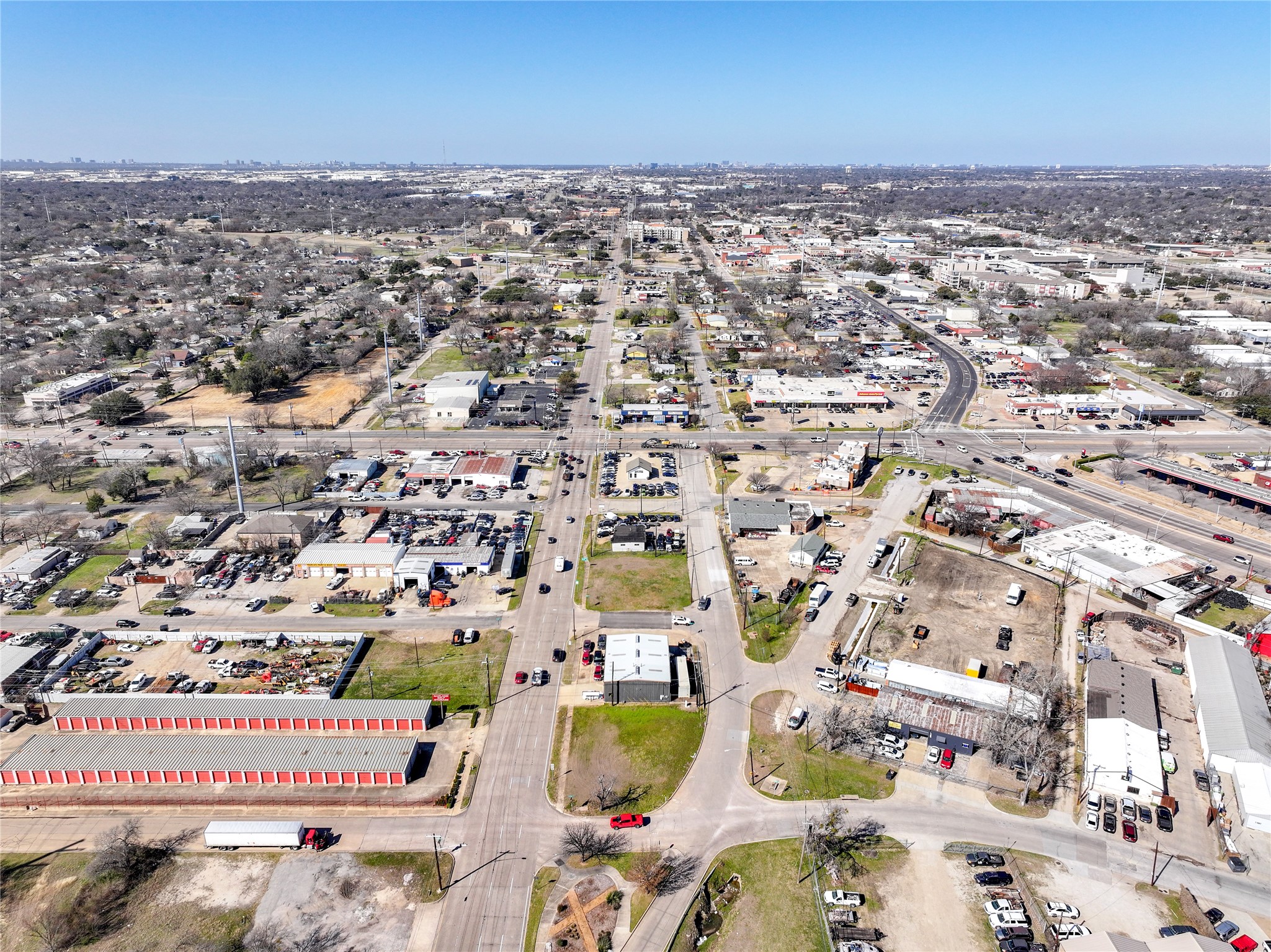 200 E Avenue A Garland TX 75040