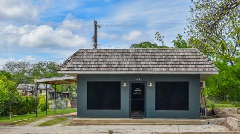 1404 S Bridge Street Brady TX 76825