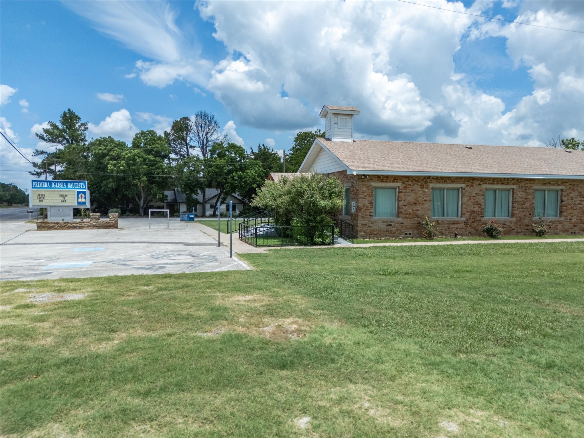 1214 N Business 287 Decatur TX 76234