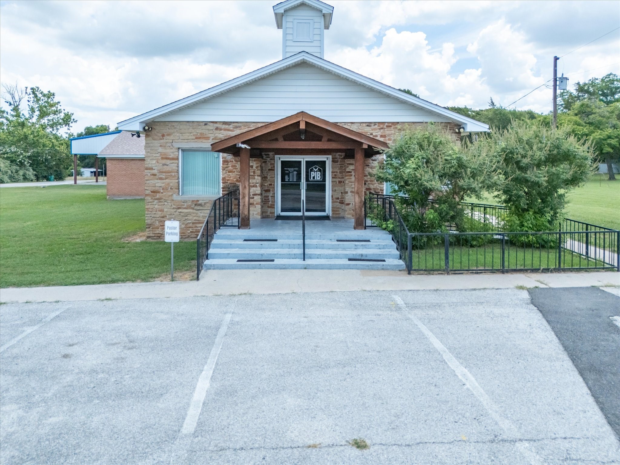 1214 N Business 287 Decatur TX 76234