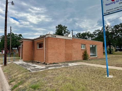 2408 Coggin Avenue Brownwood TX 76801