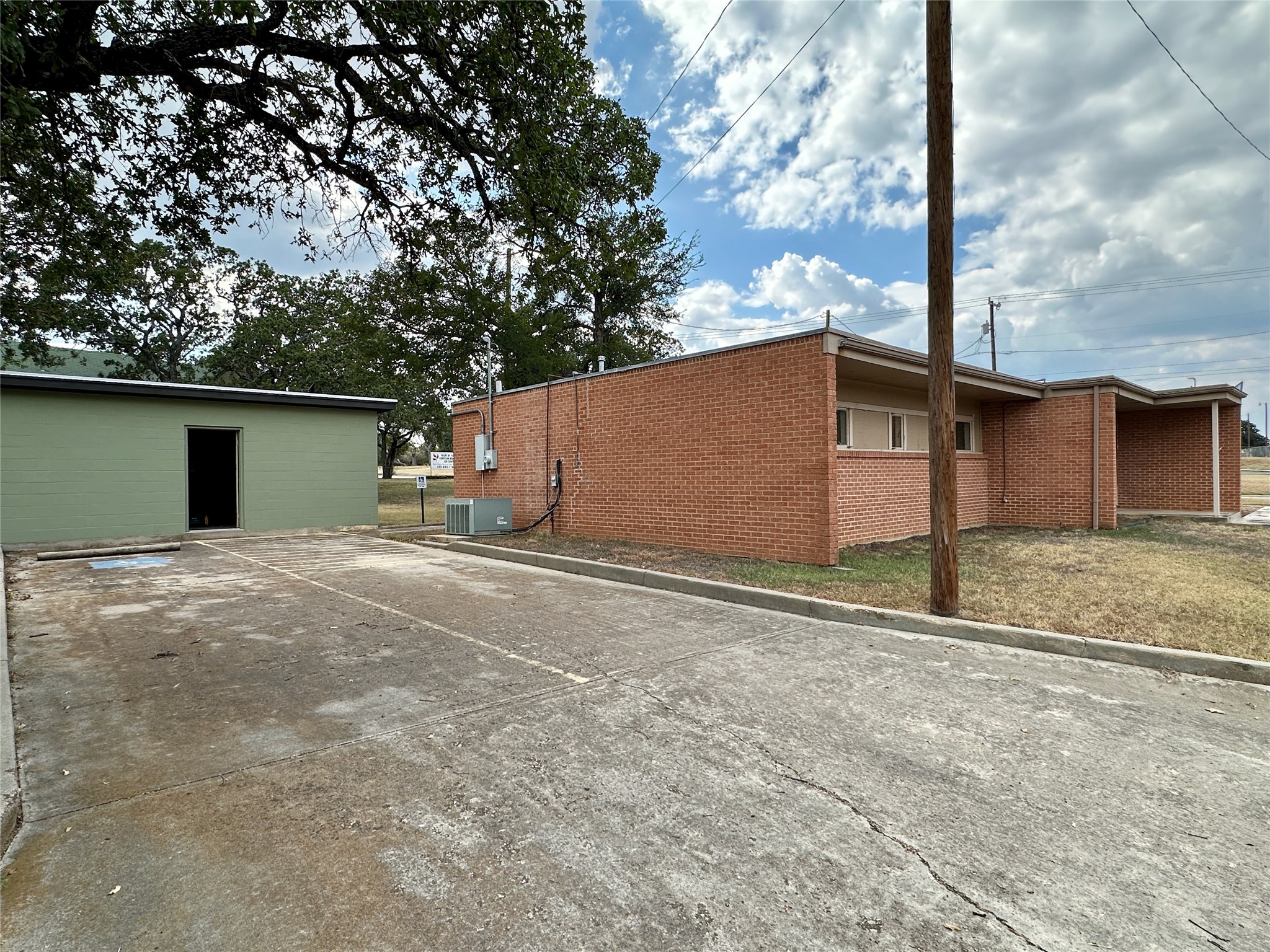 2408 Coggin Avenue Brownwood TX 76801