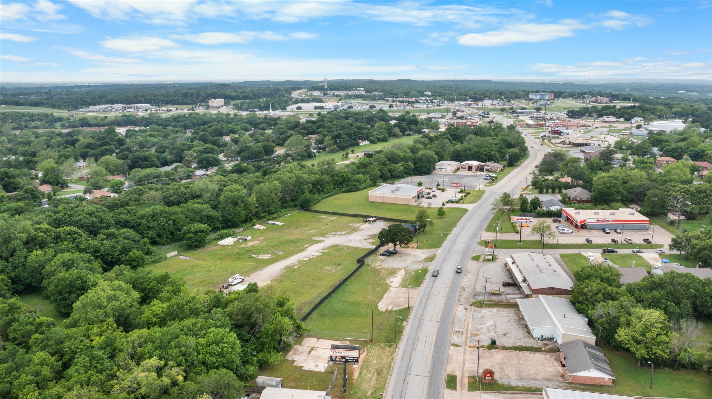 2600 W Morton Denison TX 75020