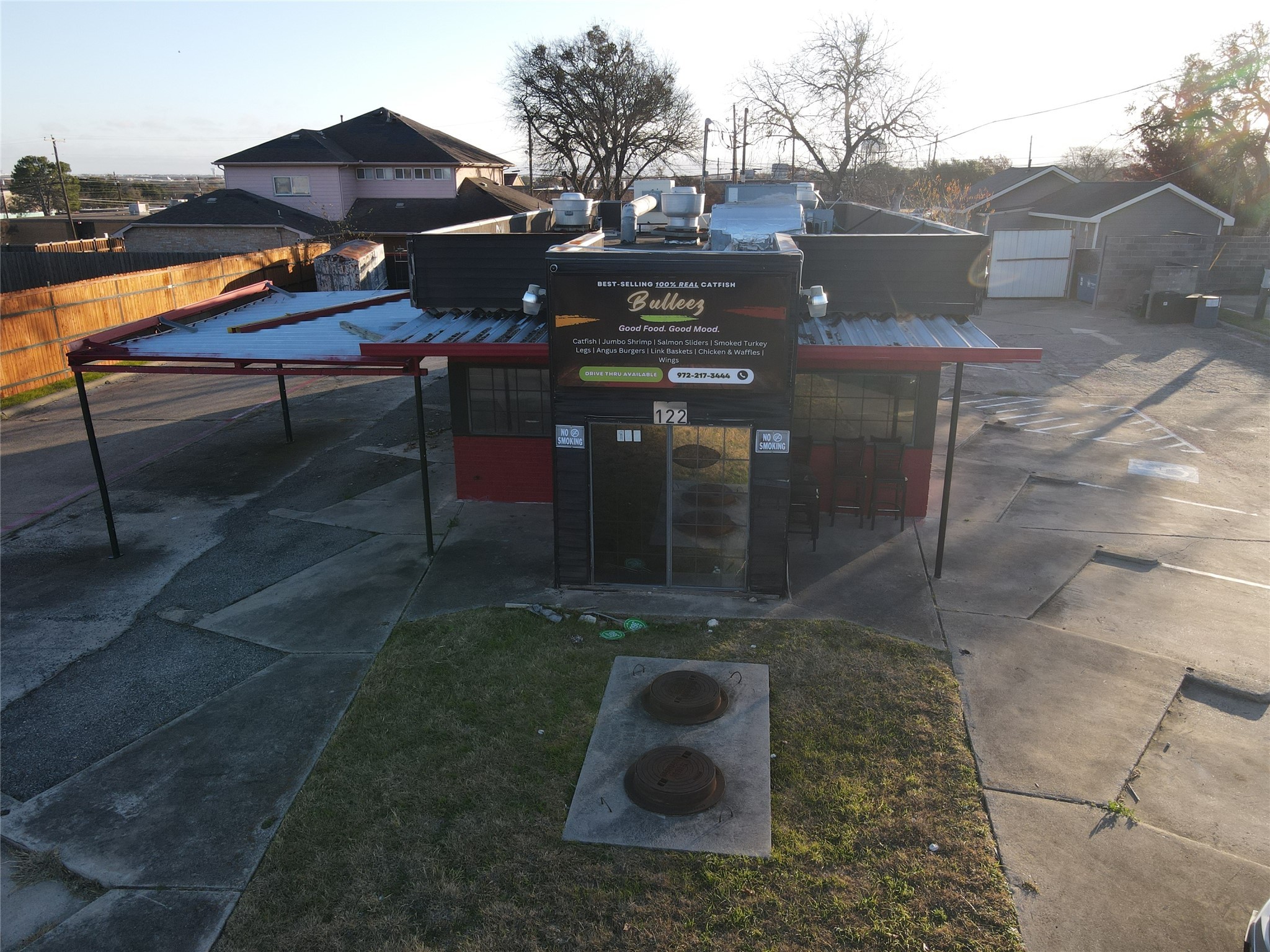 122 S Hampton Road Desoto TX 75115