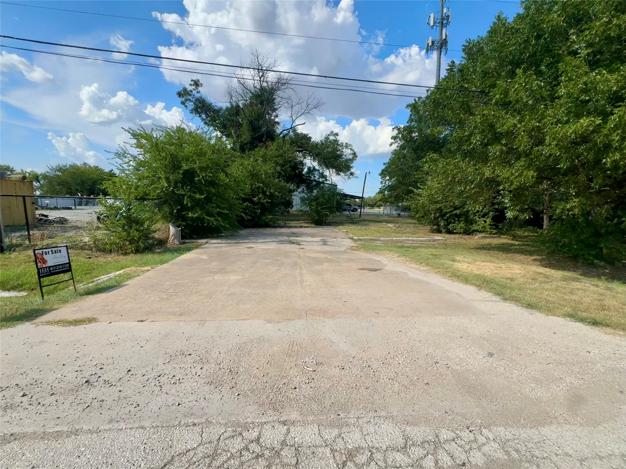 313 E 4th Street Justin TX 76247