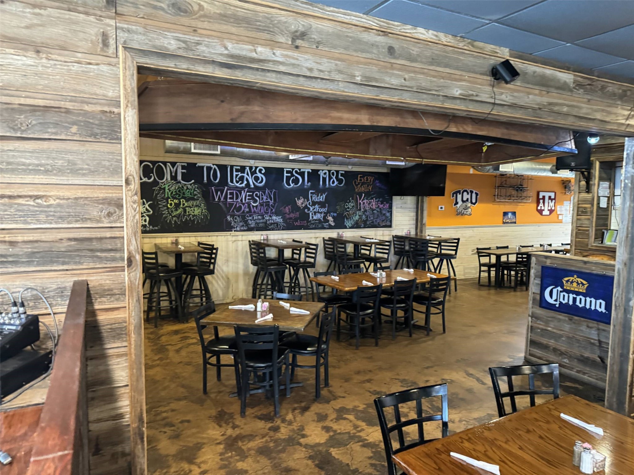 701 N Crossroads Leonard TX 75452