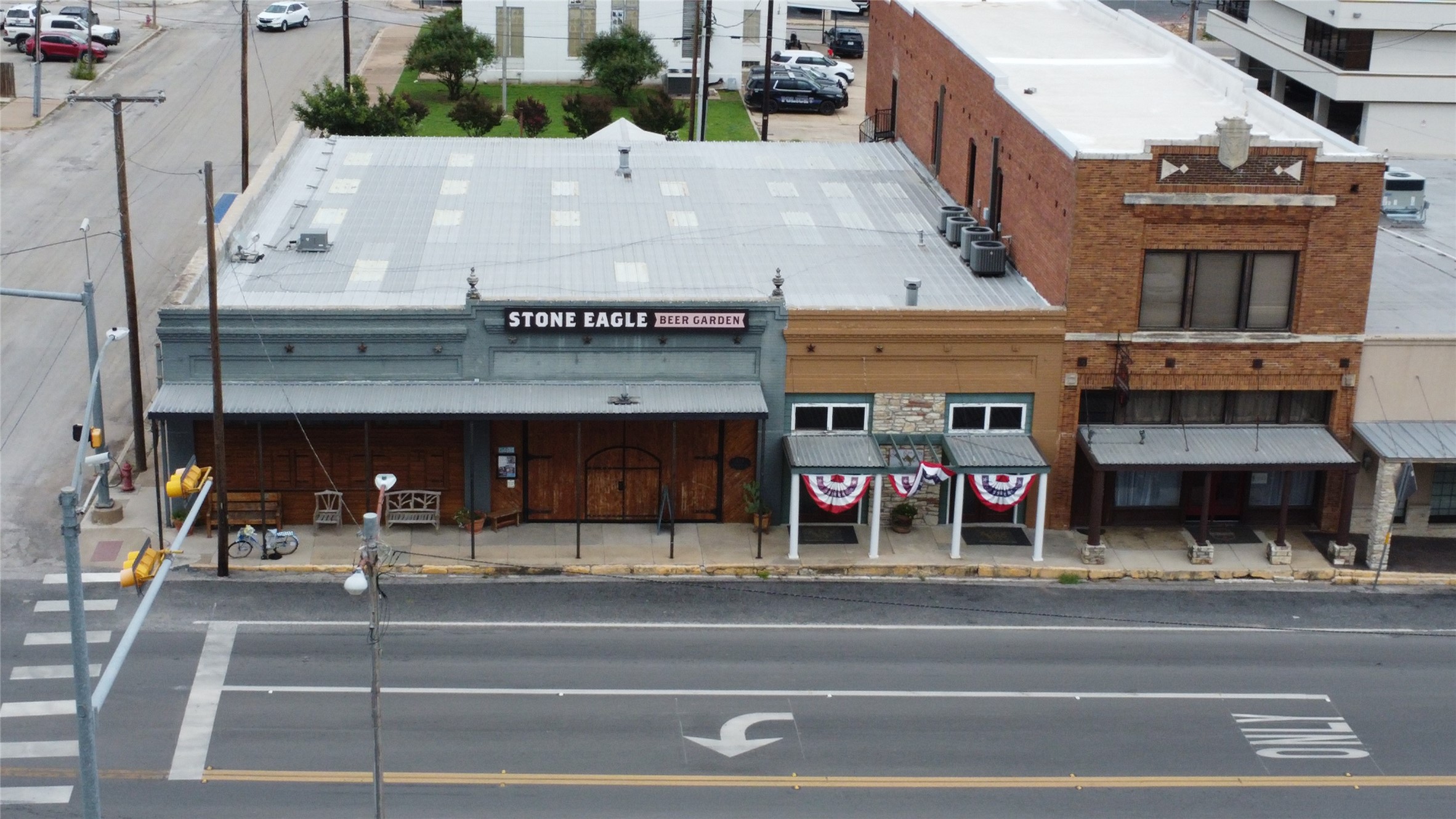 120/124 N Austin Street Comanche TX 76442