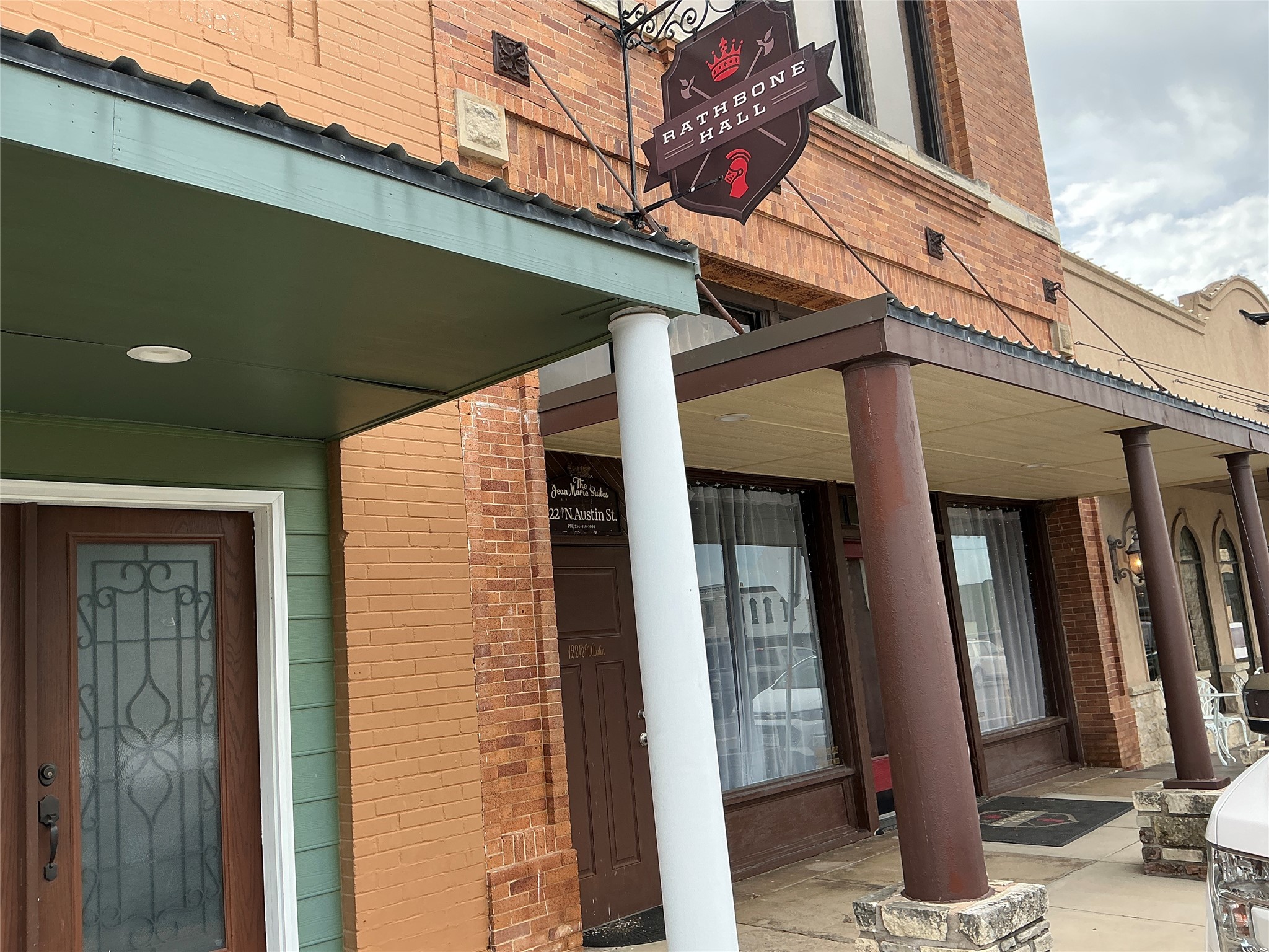 120/124 N Austin Street Comanche TX 76442